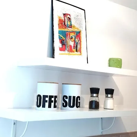 Amigo-free Public Parking Апартаменты