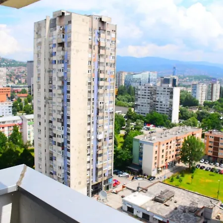 Amigo-free Public Parking Apartmán *