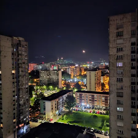 Amigo-free Public Parking *